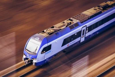 PKP Intercity wprowadza nowy roczny rozkład jazdy – więcej połączeń z Łodzi do Trójmiasta, Krakowa, Katowic i Zakopanego